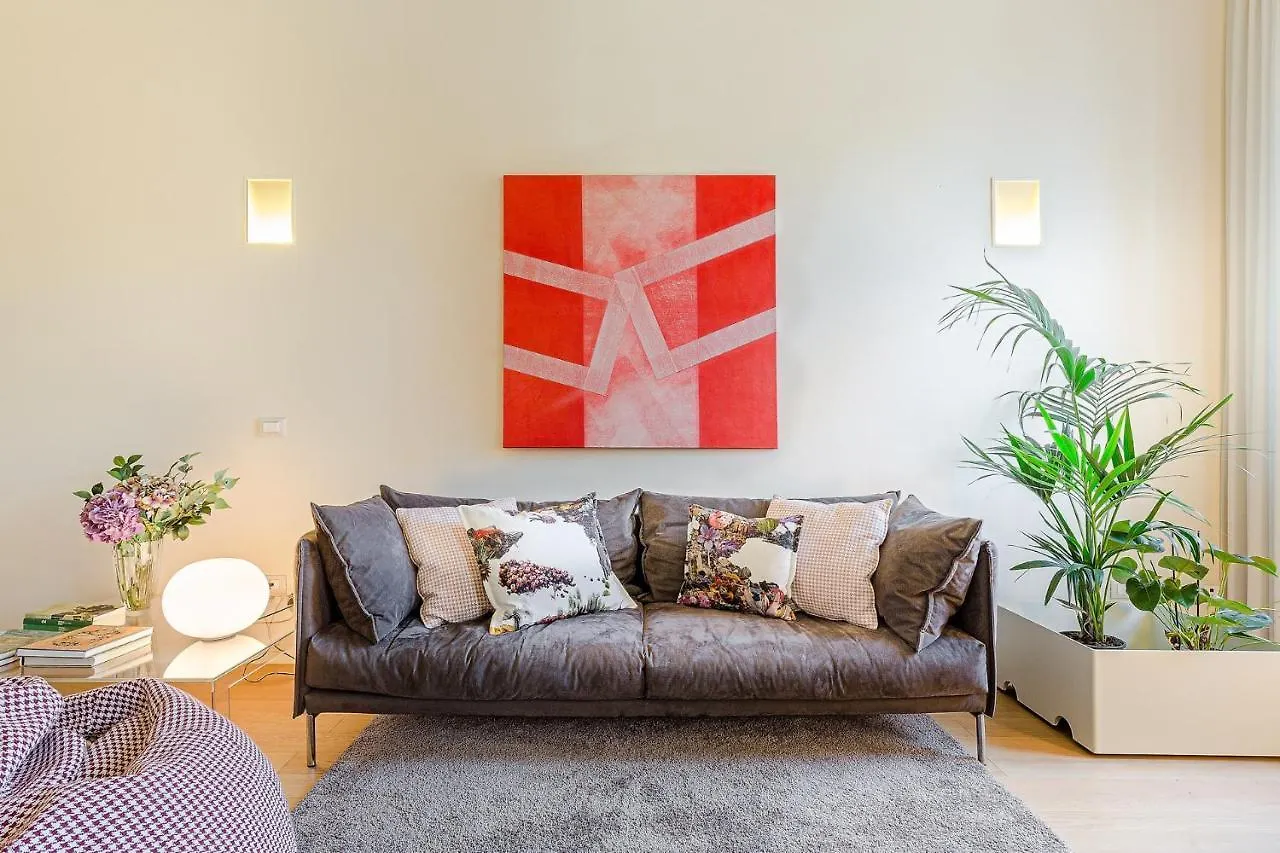 Casa Cachi 2, Modern Spacious 2 Bedrooms Apartment With Terrace And Elevator Lucca Italy