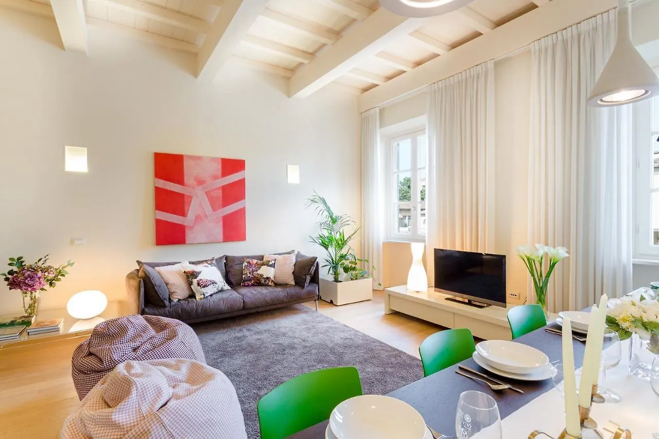 Casa Cachi 2, Modern Spacious 2 Bedrooms Apartment With Terrace And Elevator Λούκα Ιταλία