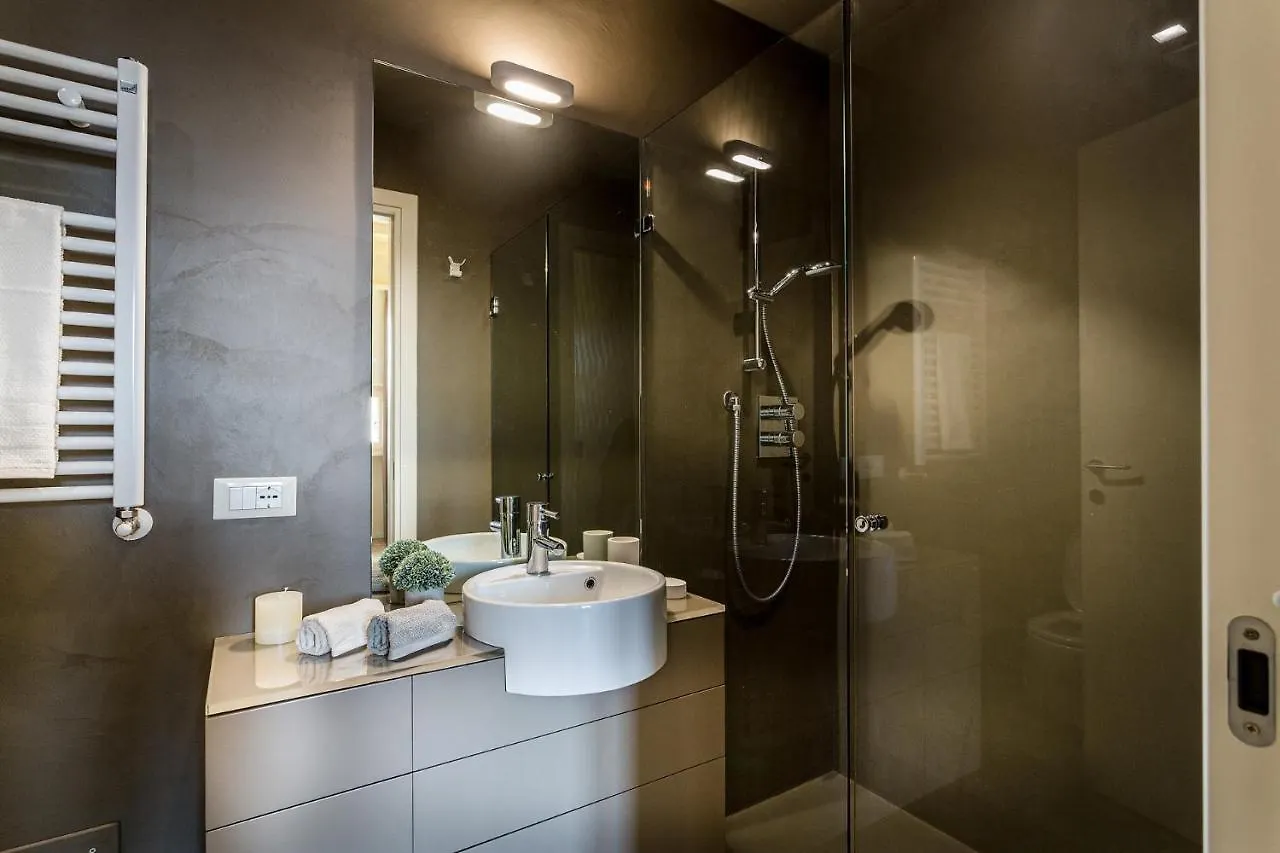 Casa Cachi 2, Modern Spacious 2 Bedrooms Apartment With Terrace And Elevator Λούκα